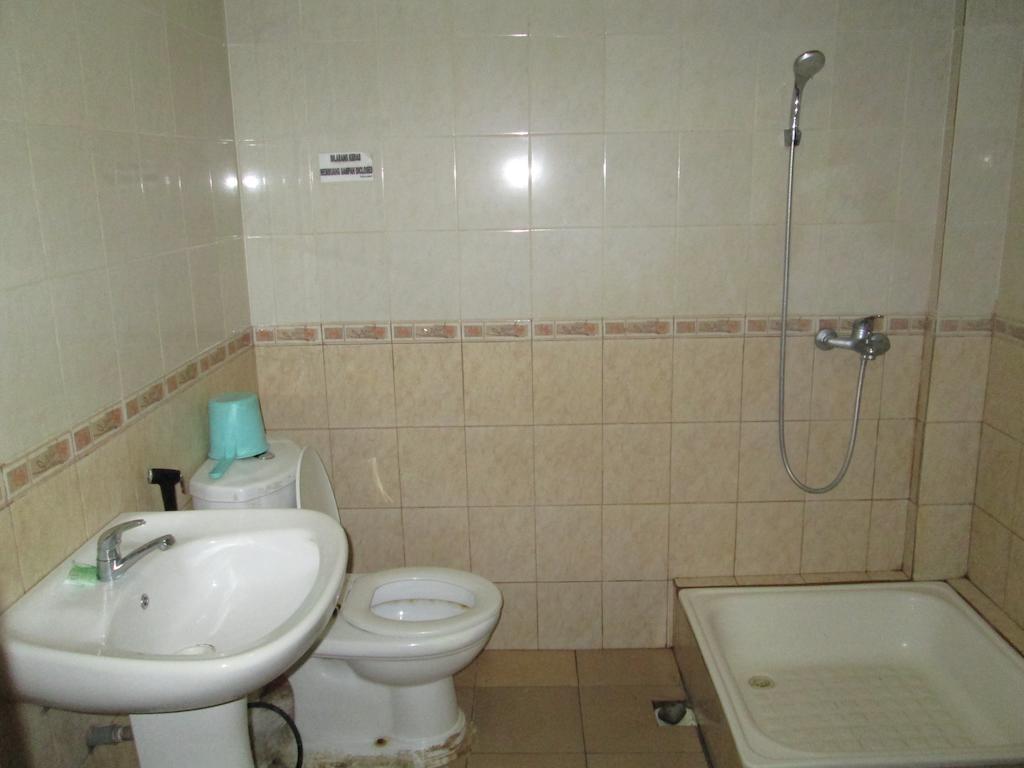 Hotel Istana Makassar Oda fotoğraf